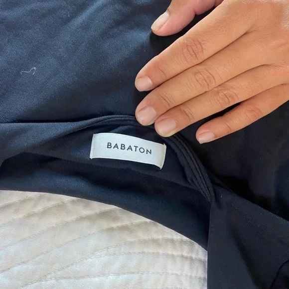 Aritzia square neck bodysuit - Picture 3 of 3